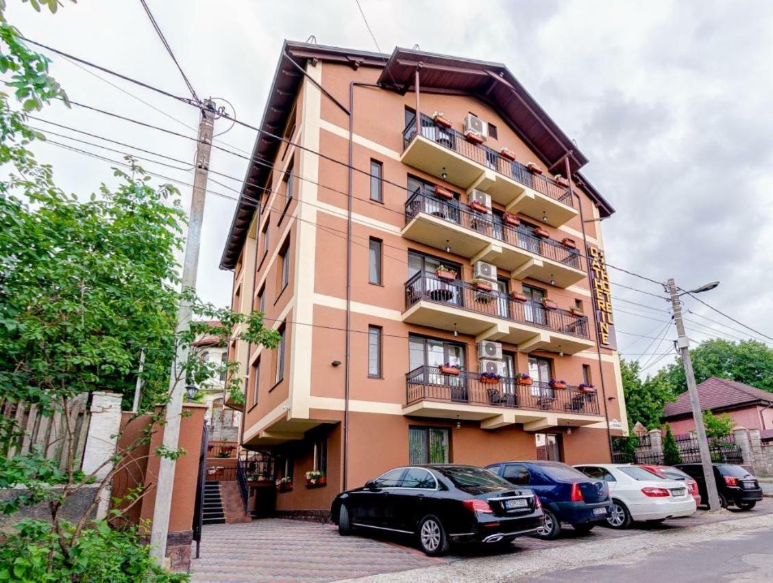 Catherine Hotel Chisinau Exterior foto